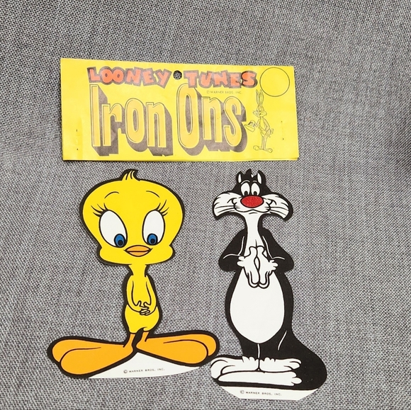 Warner Bros. Accessories - Vintage Looney Tunes Sylvester The Cat And Tweety Bird Iron On Cotton Graphic